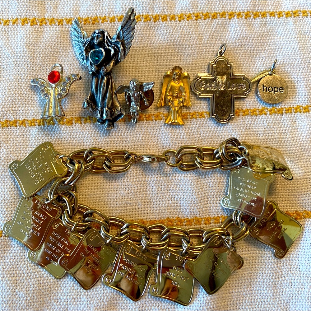 Angel/ Ten Commandments jewelry set. 14k gold!